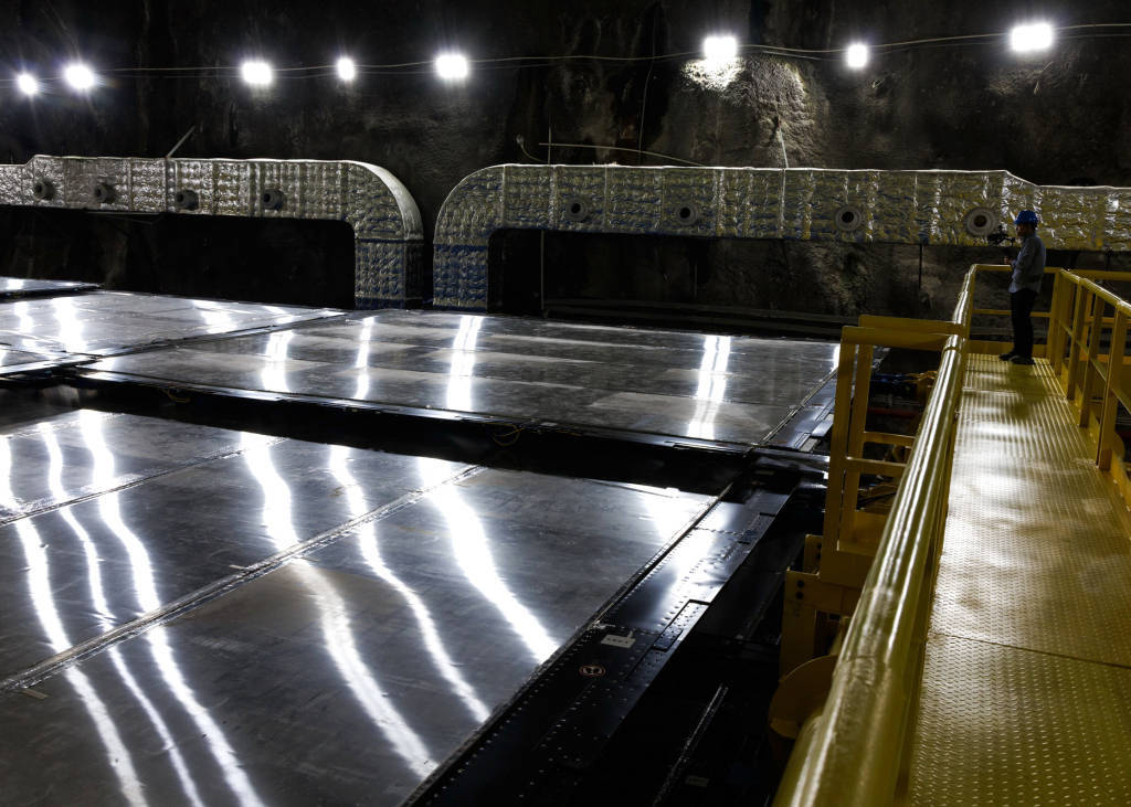 镜头内外|地下700米<strong></p>
<p>美国理财</strong>,国之重器捕捉“幽灵粒子”