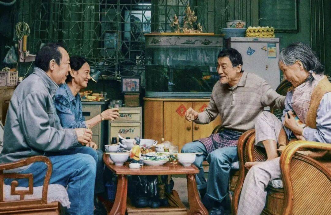 第一批丁克老后<strong></p>
<p>公司理财课程</strong>,“伴侣能陪一程,但最后都要靠自己”