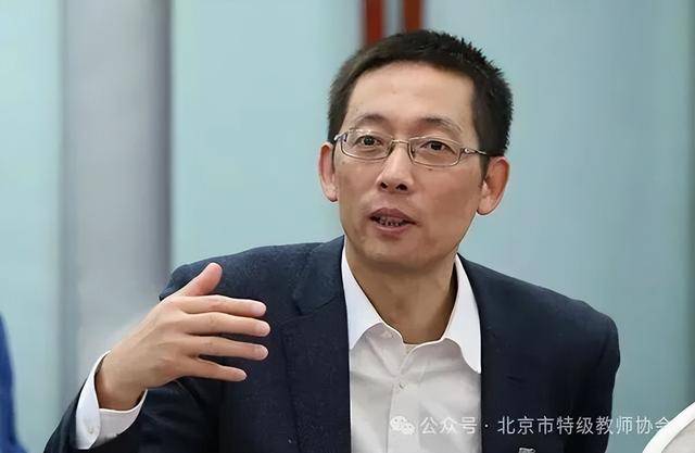 施一公:无论什么学科<strong></p>
<p>网上如何理财</strong>,物理、工程、生物、文科,我认为最不重要的是智商!