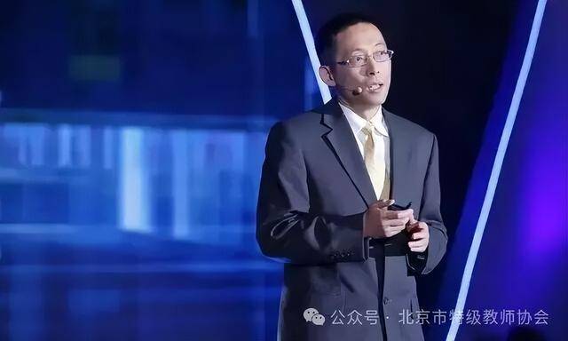 施一公:无论什么学科<strong></p>
<p>网上如何理财</strong>,物理、工程、生物、文科,我认为最不重要的是智商!