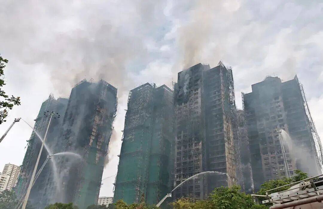 明火逐渐被扑灭<strong></p>
<p>在美国理财</strong>!谢霆锋、佘诗曼、陈伟霆等明星为香港受灾民众祈福