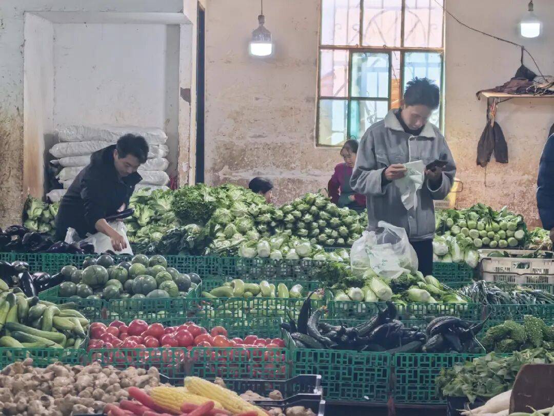 价格飙升至70元/公斤<strong></p>
<p>理财卷</strong>!很多昆明人家中必备……