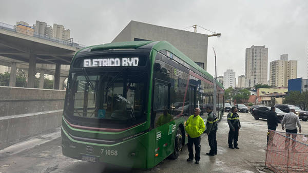 德国铁路公司订购中国电动公交车<strong></p>
<p>理财窍门</strong>，德财长：让我十分恼火