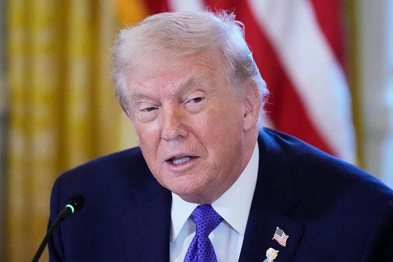 特朗普:格陵兰岛仅靠狗拉雪橇进行防卫<strong></p>
<p>20%的理财</strong>,美国无论如何都要拿下格陵兰岛